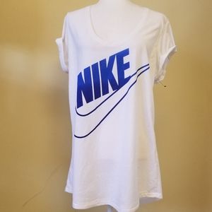 NWOT Nike loose fit long tshirt with short rolled sleeves.